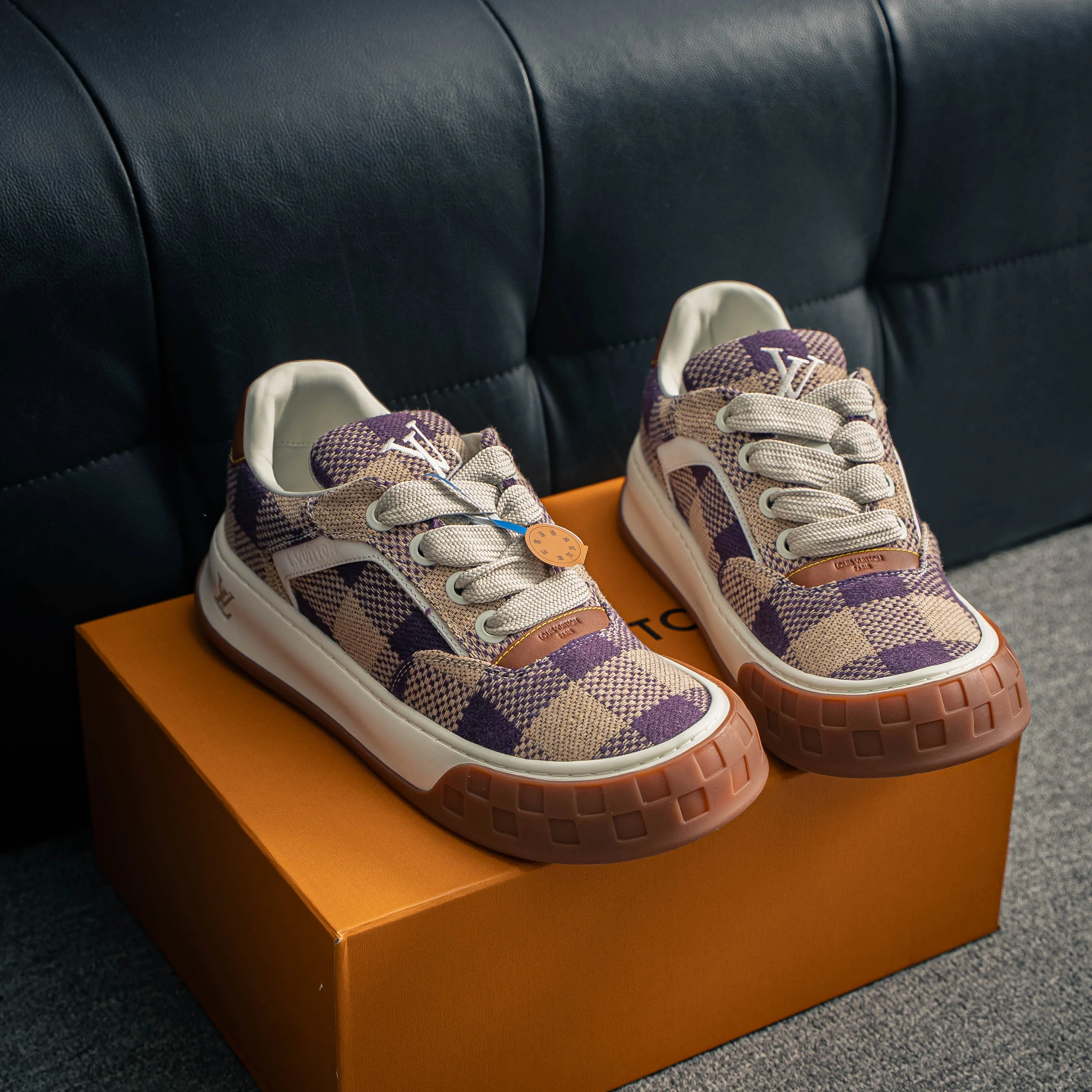 LV tilted ， Shoes，Sneakers， Shoes，Skate Shoes~~ Sneakers， LV Shoes ， Cushioning TPU Vuitton ，